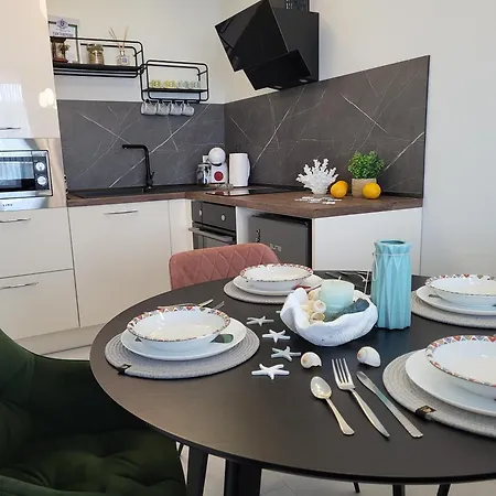 Sea View Luxury Apartment