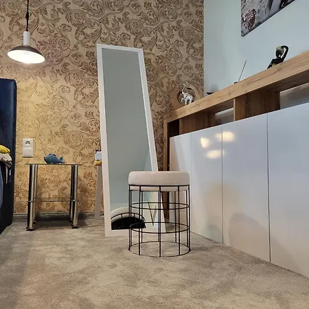 Sea View Luxury Appartment-parking Apartment Warna